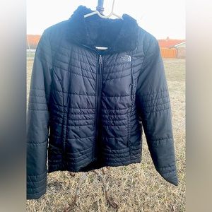 Northface Reversible Moss bud Woman’s M. Excellent, Pocket zippers all work.